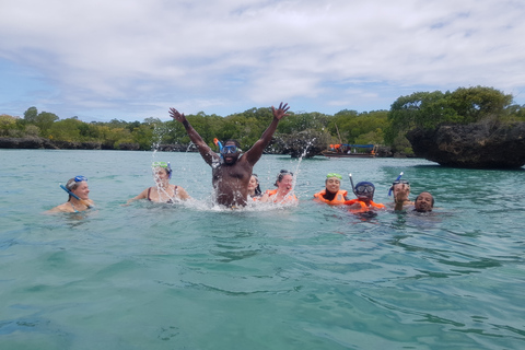 Azul SafariZanzibar: passeio de barco pela lagoa azul da ilha de Kwale