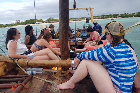 Azul SafariZanzibar: passeio de barco pela lagoa azul da ilha de Kwale