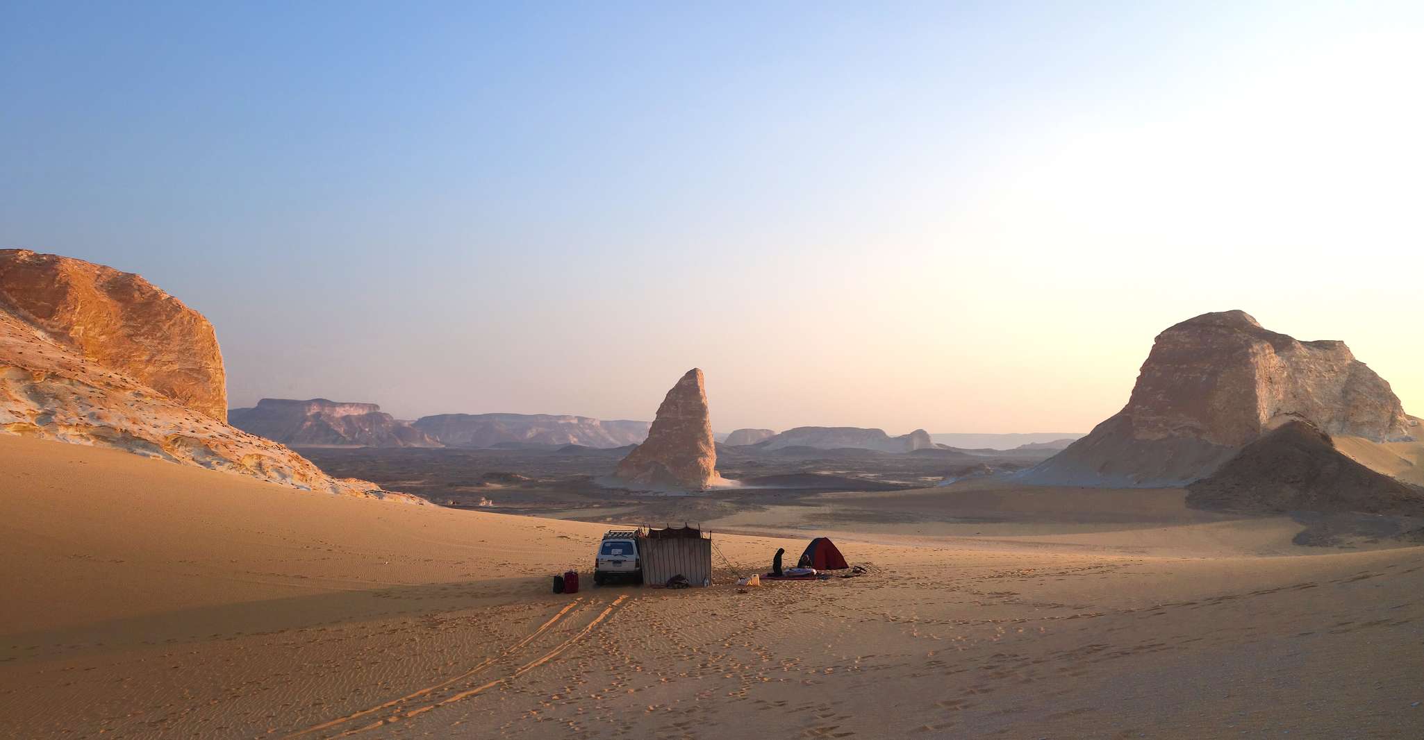 Cairo, White Desert and Bahariya Oasis Day Tour - SuiteTrails