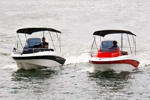 Como: Personal Lake Como Motor Boat Rental