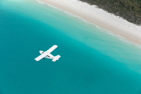 Whitsundays: Ocean Rafting Fly Raft Tour med snorklingNaturskön flygning och rundtur till norra Whitehaven Beach