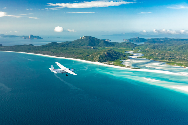 Whitsundays: Ocean Rafting Fly Raft Tour med snorklingNaturskön flygning och rundtur till norra Whitehaven Beach