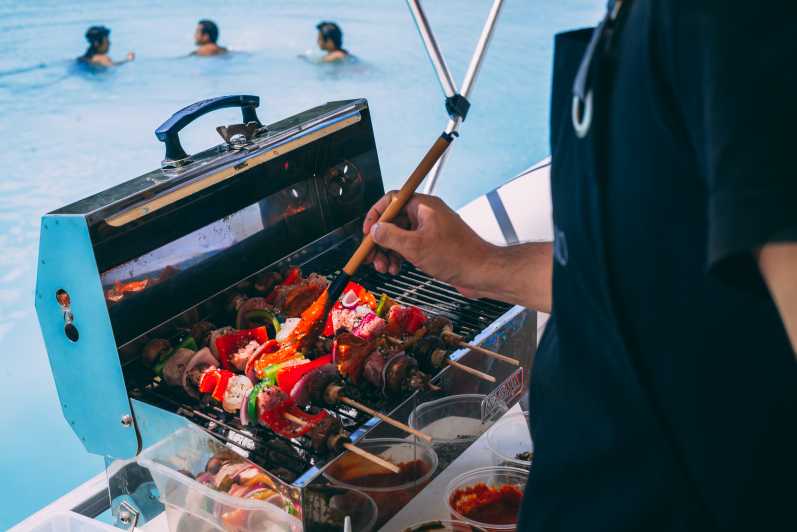 Bacalar: Private Half-Day Boat Cruise with BBQ and Drinks