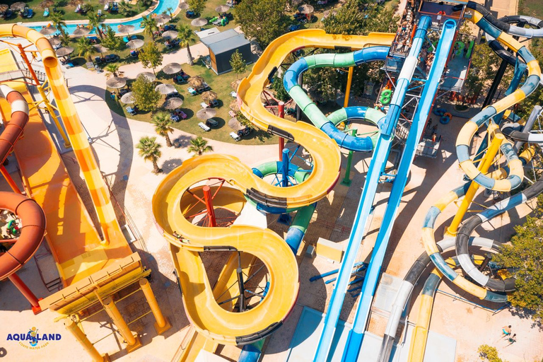 Corfu: ticket Aqualand Waterpark en optionele transferWateravonturenpark "Aqualand" met vervoer