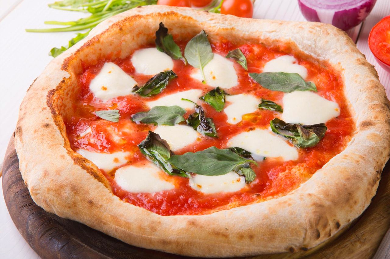 San Gimignano: 2-stündiger Pizzakurs & Weinverkostung