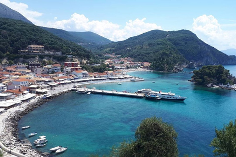 Desde Corfú: Excursión de un día a Parga y Paxos en barco con traslado