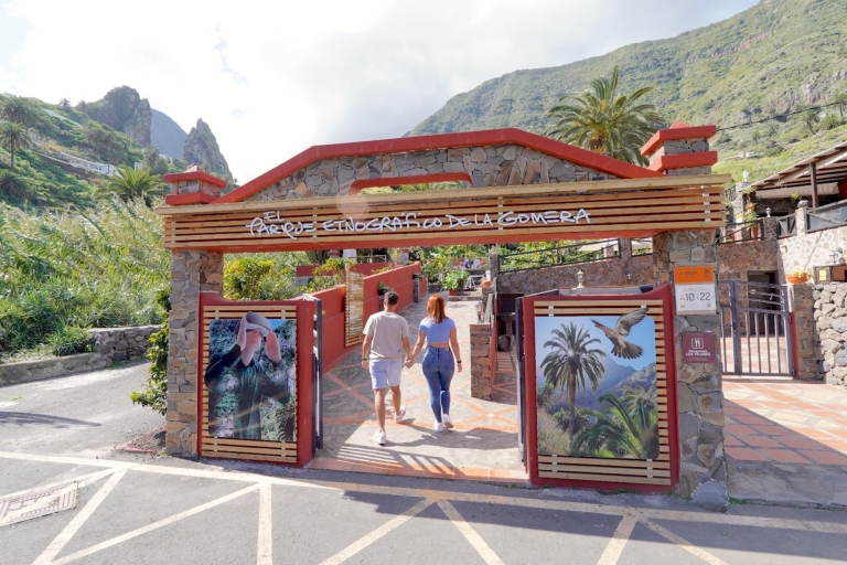 La Gomera: toegangsbewijs voor het etnografische parkDeluxe toegangsticket met audiogids en proeverij