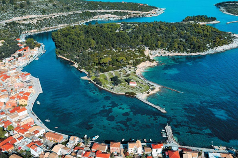 From Corfu: Paxos, Antipaxos & Blue Caves Day Trip by Boat Paxos, Antipaxos and Blue Caves boat tour with Trasfer