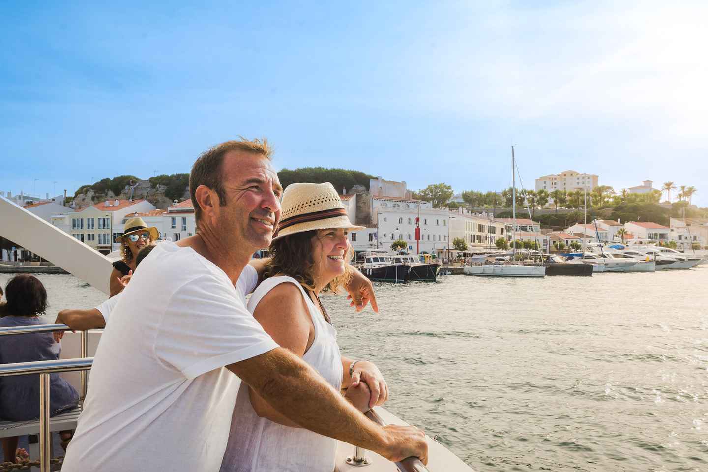 Mahon: Harbor Boat Tour with Underwater Viewing & Commentary