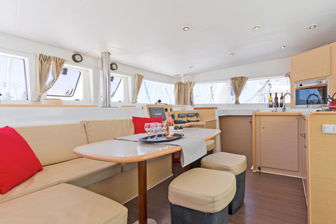 Mykonos: Full-Day Catamaran Cruise with Fresh Lunch