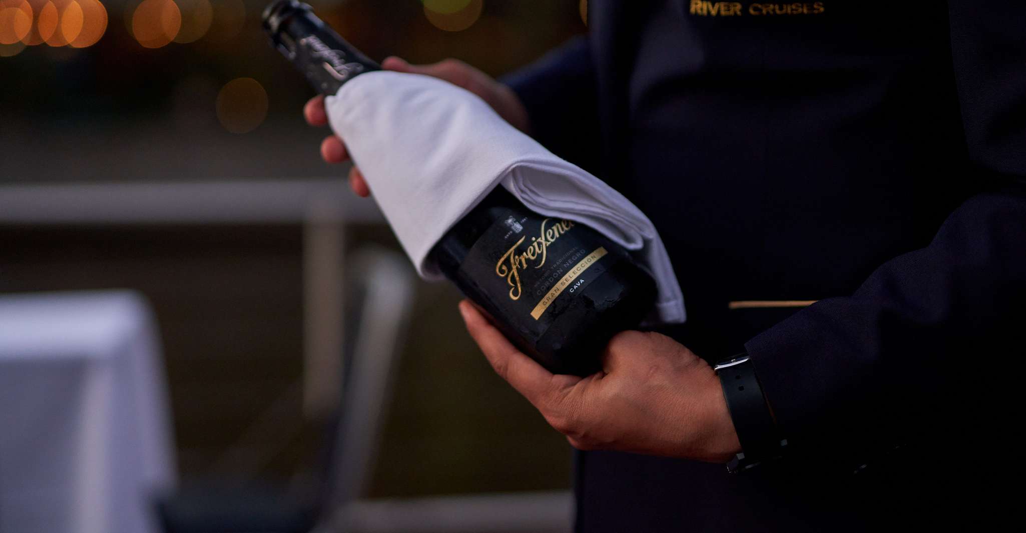 Melbourne: 4-Course Dinner Cruise with Drinks photo 2