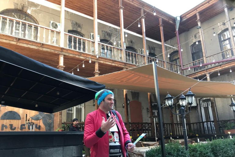 Yerevan: Highlights and Culture Walking Tour with Tastings