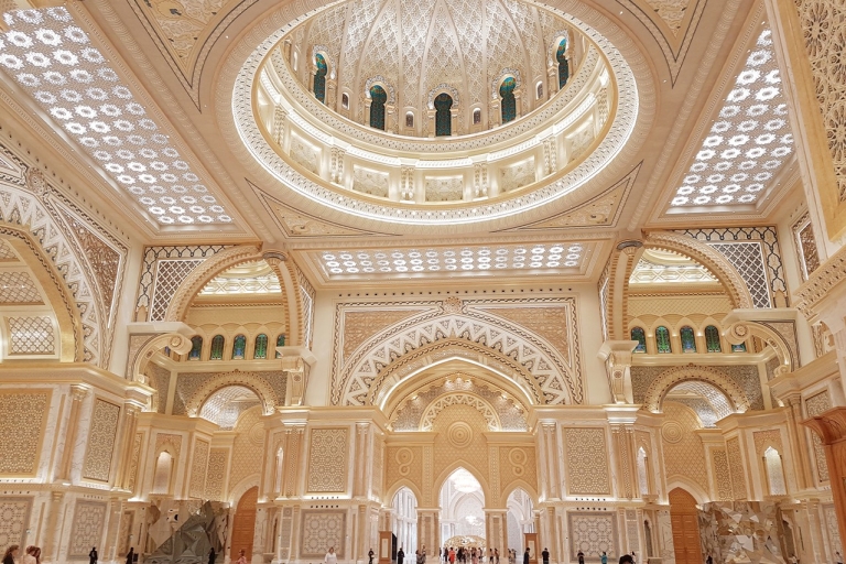 Von Dubai aus: Private Abu Dhabi Ganztagestour mit FührungPrivate Tour auf Englisch