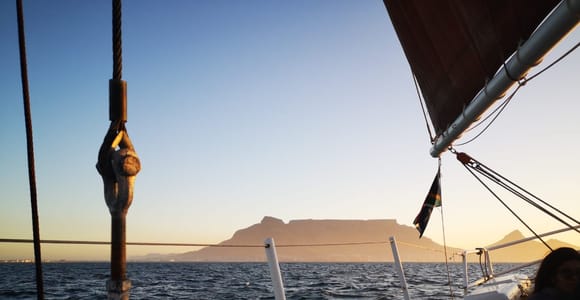 Kapstadt: Sunset Cruise von der V&A Waterfront mit Bubbly