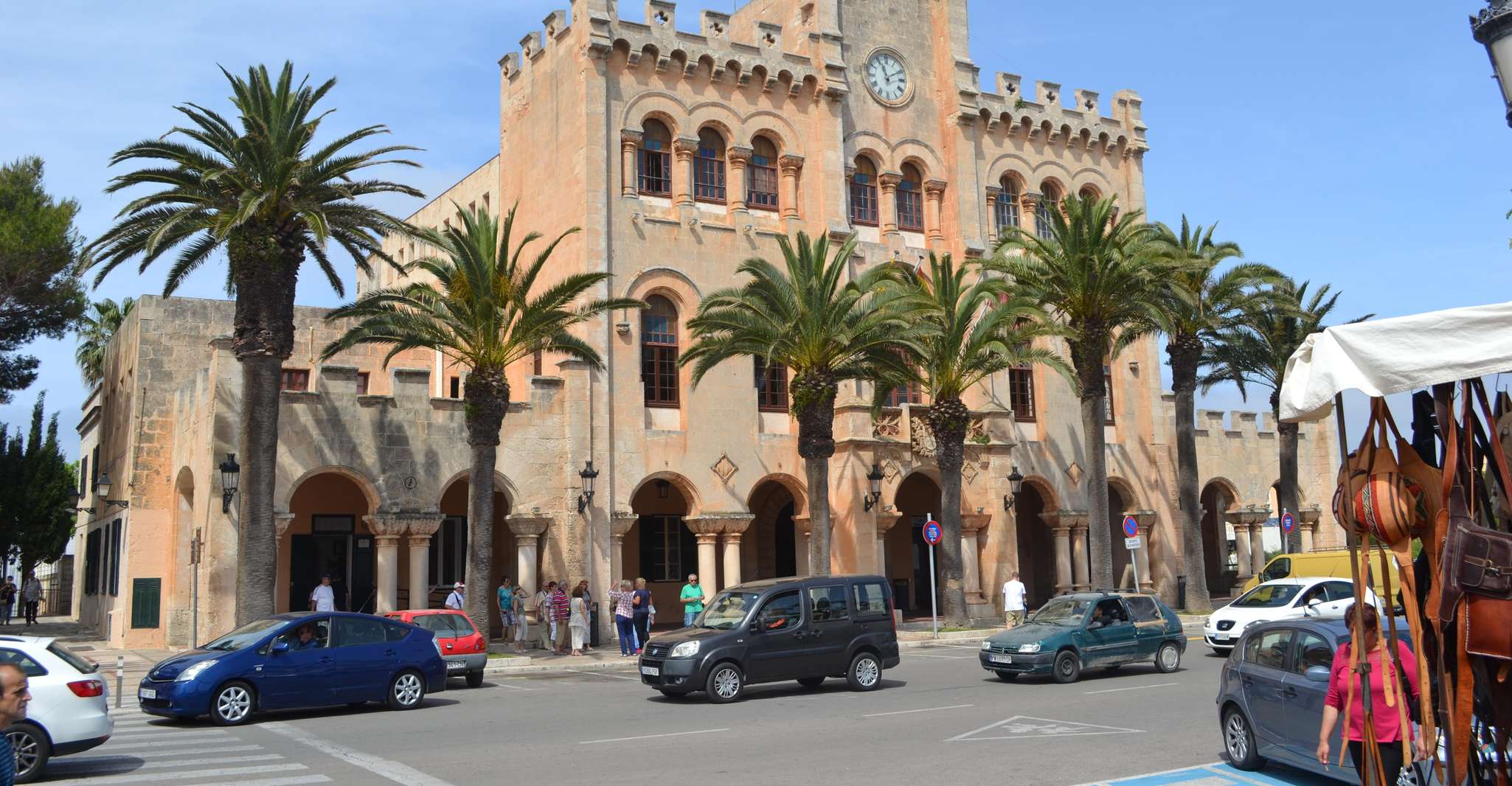 Menorca: Full-Day Island Tour with Guide