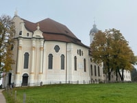 Von München, Royal Fairytale Tour - Hizvo