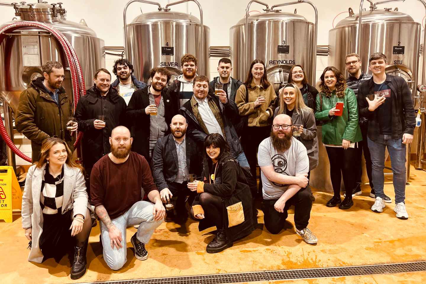 Liverpool: Brewery Bus Tour, 5 breweries, 12 beers, 1 pizza