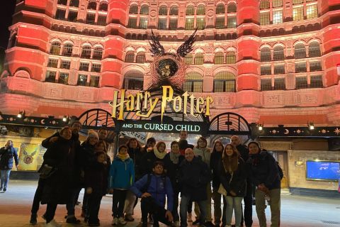 London: Harry Potter Guided Evening Tour with Boat Ride
