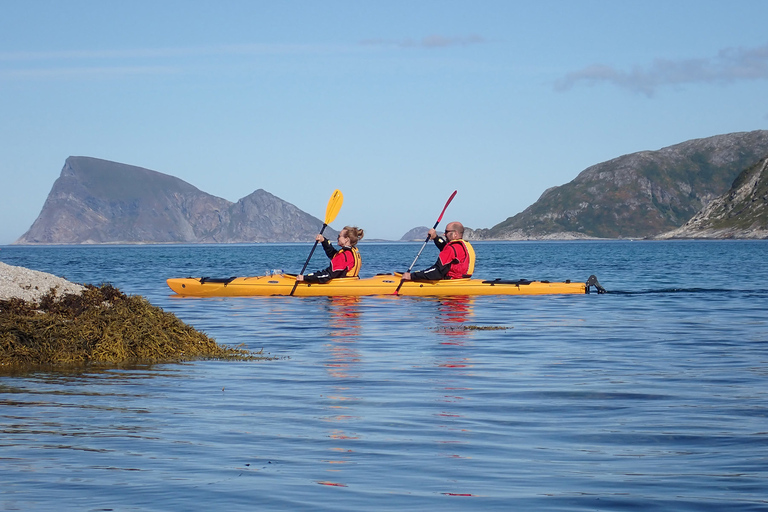 Da Tromsø: Tour in kayak in mare a Sommarøy con trasferimento