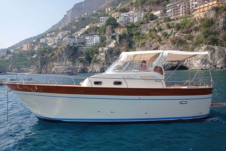 Van Salerno: Sightseeing-dagcruise naar de kust van Amalfi