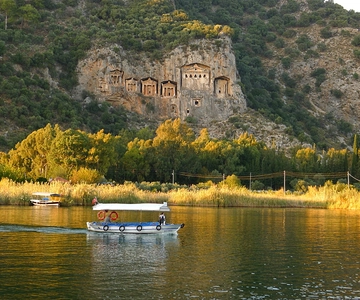 Marmaris: Excursão à praia das tartarugas de Dalyan com banho de lama e almoço