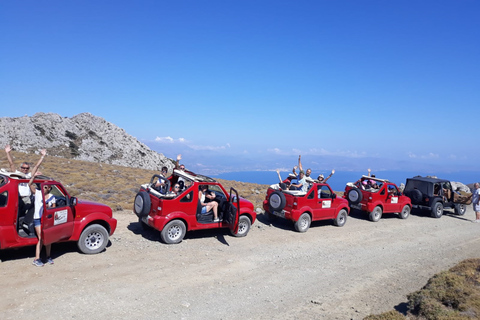 Jeeptour : Genieße die Schönheit des östlichen Kretas an einem halben Tag.Jeeptour: Genieße die Schönheit des östlichen Kretas an einem halben Tag.