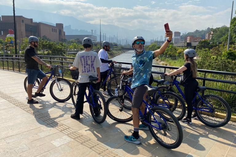 Visite à vélo de Medellin avec collations et bière locale