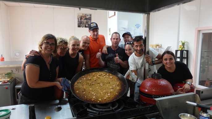 Alicante: Taller de Cocina de Paella y Sangría