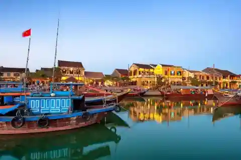 Da Nang: Excursión de 2 días por las colinas de Ba Na y Hoi An con viaje en teleférico