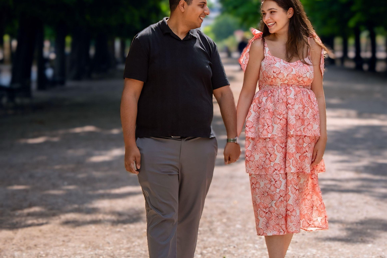 Paris: Private photo shooting at the Luxembourg Garden