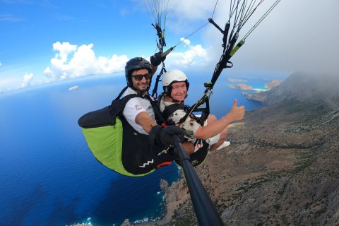 Chania: Paragliding Tandem Flight