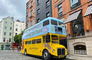 Dublin: Nachmittagstee & Tour im Oldtimer-Bus
