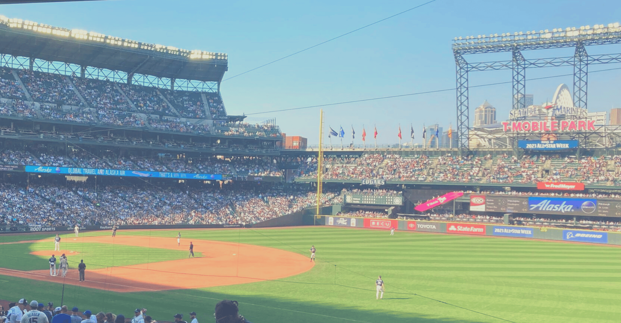 Seattle, Seattle Mariners Baseball Game at T-Mobile Park - Housity