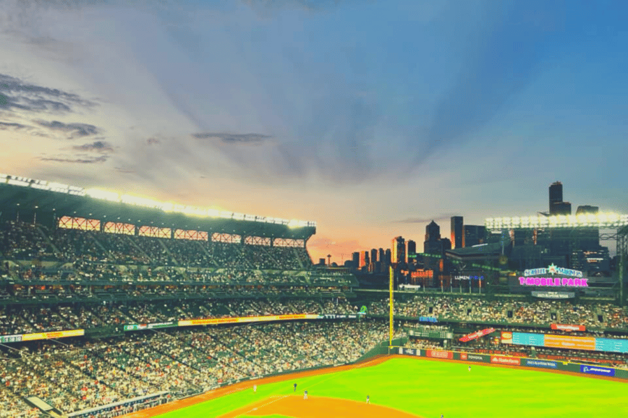 Seattle: Baseballspiel der Seattle Mariners im T-Mobile Park. Foto: GetYourGuide