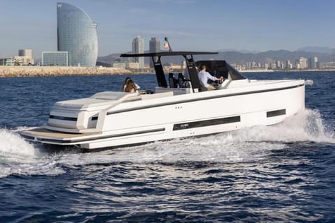 Taormina: Yacht private tour Isola bella with blue cave