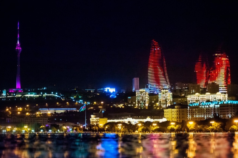 Noches en Bakú ( Visita panorámica) con traslados al hotel