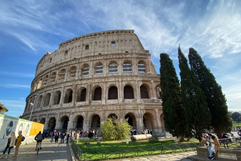 Roma: tour en grupo pequeño por el Coliseo y la antigua Romagira en español
