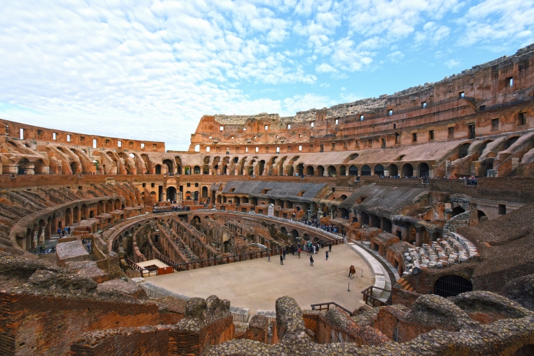 Roma: tour en grupo pequeño por el Coliseo y la antigua Romagira en ingles