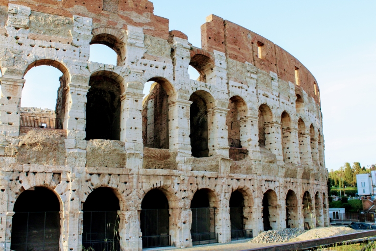 Rzym: Ekspresowa wycieczka po KoloseumWycieczka po niemiecku