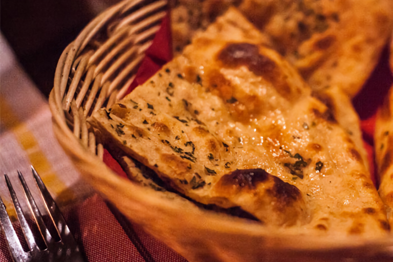 Malta: Folklore Dinner Show at a Traditional Restaurant Without Transportation