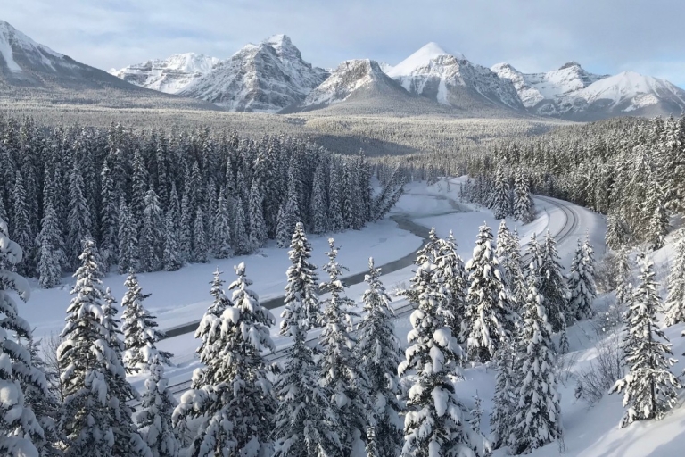 Privétransfer: Banff, Lake Louise of Canmore naar Calgary