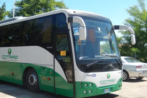 From Bari Airport: Shared Transfer to/from Salento Airport