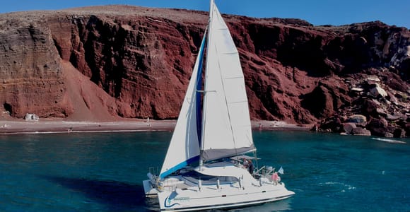 Santorini: Catamaran Cruise with BBQ, Drinks & Volcano