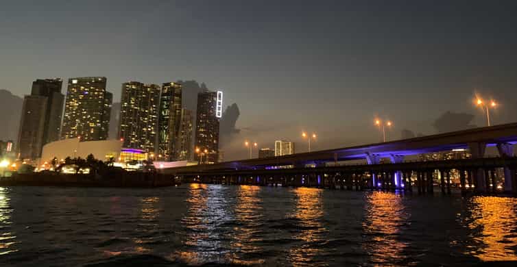 Miami: Sunset Cruise with Celebrity Homes & Open Bar photo 5