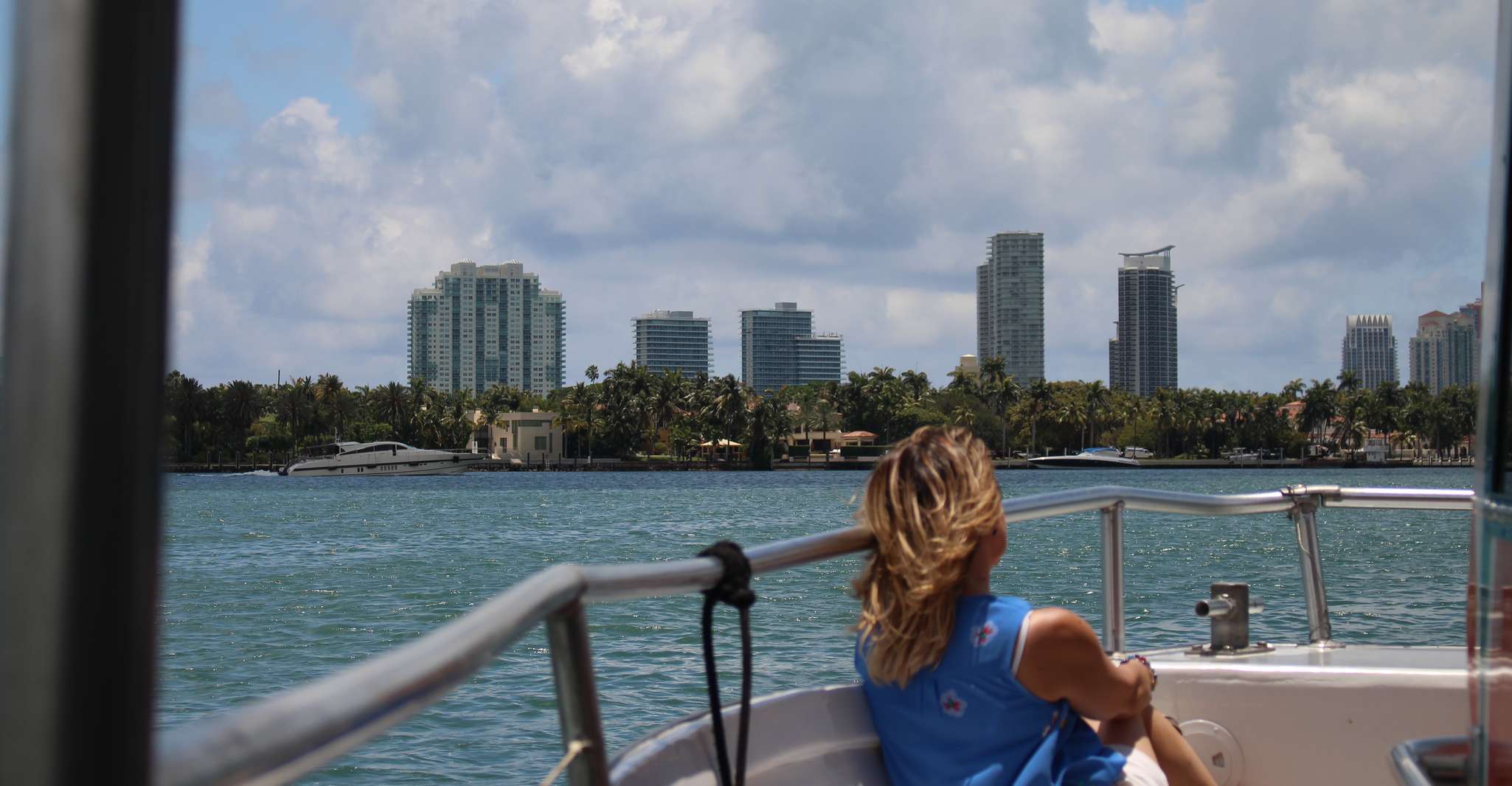 Miami: Sunset Cruise with Celebrity Homes & Open Bar photo 9