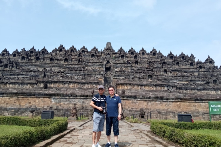 Yogyakarta Tour: Borobudur Sonnenaufgang, Dorf-Tour & PrambananYogyakarta Sonnenaufgang Tour: Borobudur, Dorf-Tour & Prambanan