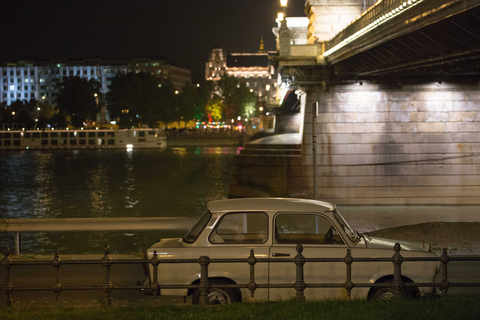 Nocna wycieczka po Budapeszcie z rejsem po rzece i winemZaplanowano jasne światła