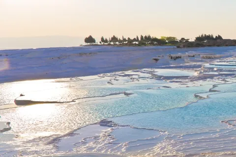 From Bodrum: Pamukkale and Hierapolis Day Tour with Lunch