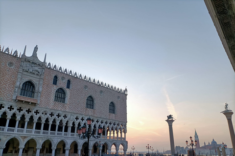 Veneza: concerto das quatro estações de Vivaldi e visita ao museu da músicaOpção Padrão