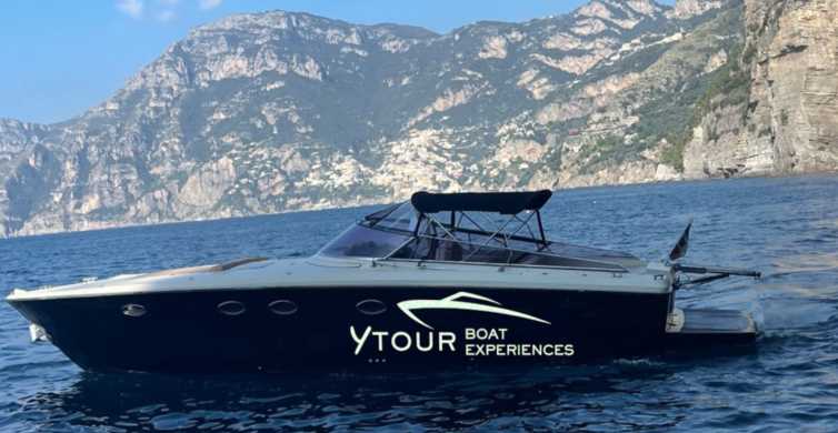 Capri: Excursión privada en barco por la isla de Capri